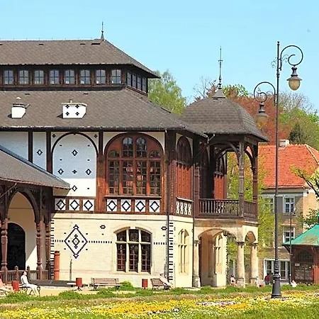 Camelot Hotel Szczawno-Zdroj